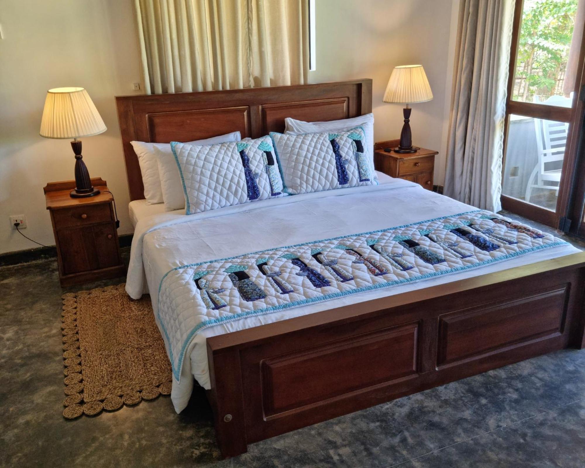 Ardeen Villa - Superb 3 Bedroom Beachfront For 6, Bb, Free Pick Up For 7 Night Stays Arriving Together, Fully Serviced, Taxes Included Tangalle Exterior photo